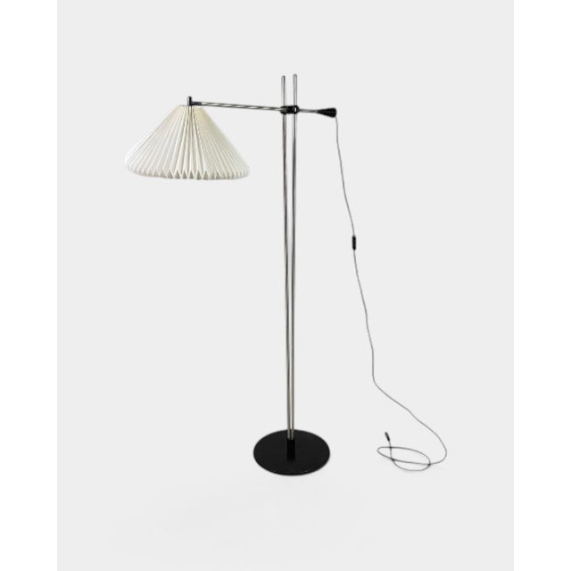 Le Klint Danish Model 323 Floor Lamp by Christian Hvidt for Le Klint, 1970s For Sale - Image 4 of 6
