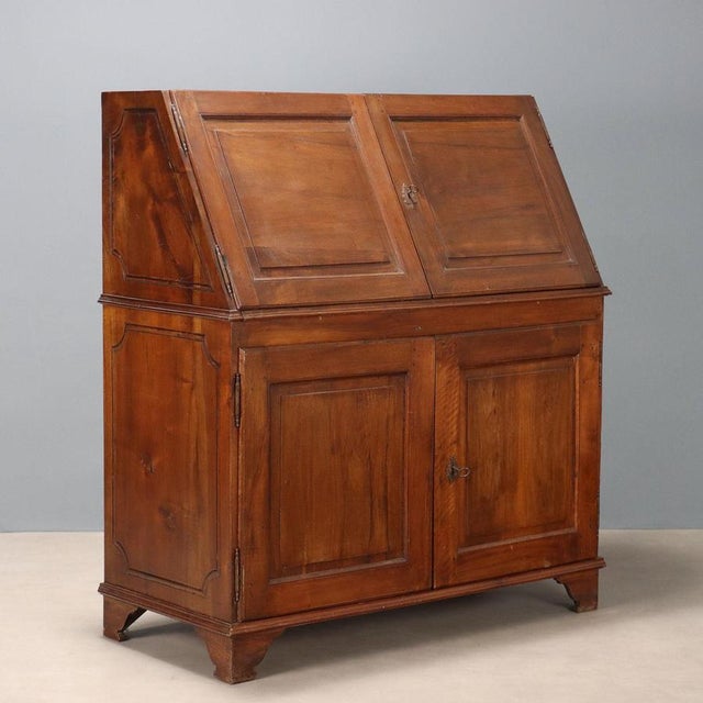 Walnut Sideboard, Italy, Late 19th Century For Sale - Image 13 of 13