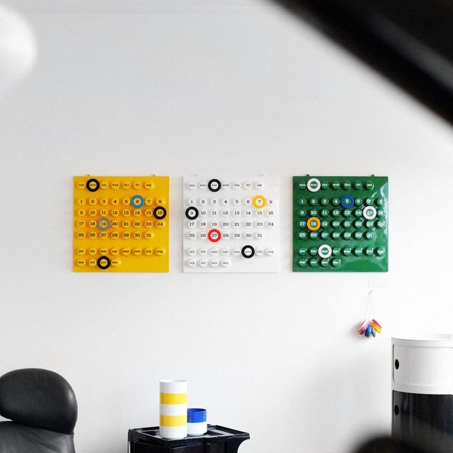 Ring-A-Date Ring a Date Perpetual Calendar Wall Desk Designer Giorgio Della Beffa, Space Age Plastic Era For Sale - Image 10 of 12