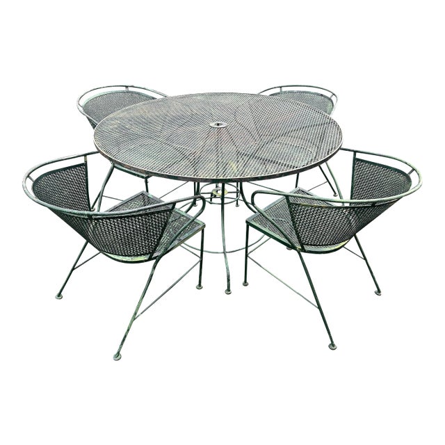 Vintage Russell Woodard Wrought Iron Patio Set Table and 4 Chairs, Atrributed For Sale