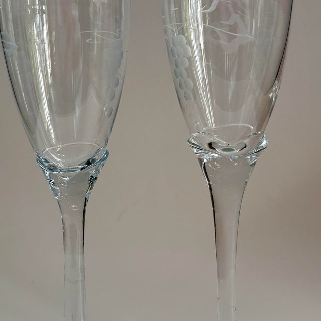 Vintage Handmade Etched Grapevine Champagne Glasses With Tulip Stems – Set of 2 For Sale - Image 4 of 12