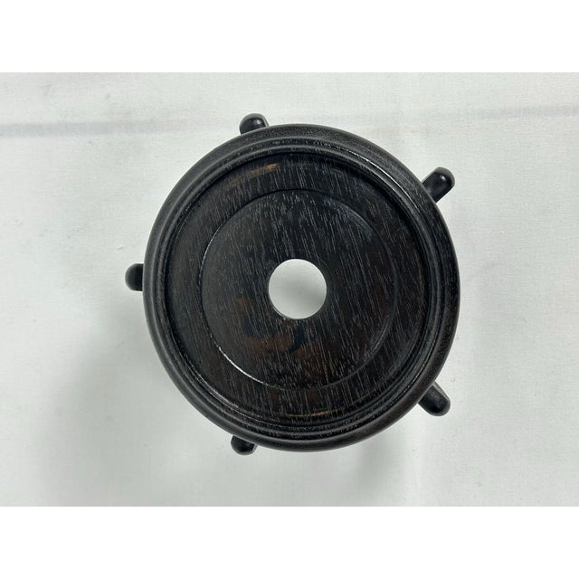 Late 20th Century Imari Large Porcelain Floral and Phoenix Bowl With Stand For Sale - Image 11 of 12