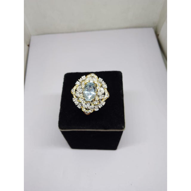 Natural Aquamarine & Diamond Ring in 18k Gold For Sale - Image 4 of 8