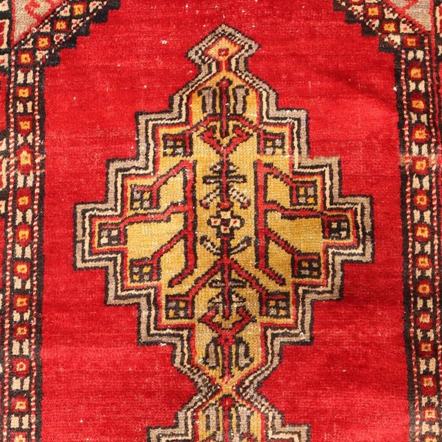 Anatolian Handmade Rug, Türkiye For Sale - Image 4 of 9