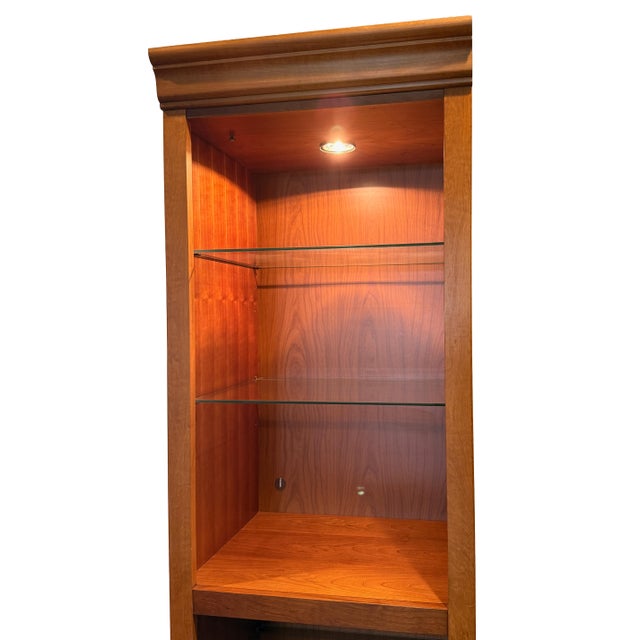 Wood 1990s Stanley Furniture Lighted Shelving Unit, Dimmable Light, Excellent Condition For Sale - Image 7 of 12