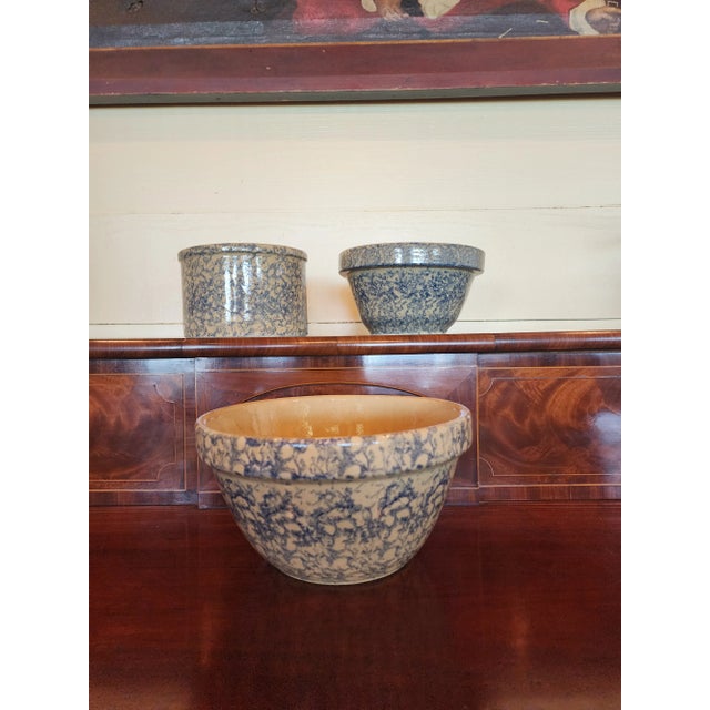 Three Vintage Roseville Robinson Ransbottom Blue Sponngeware Bowls For Sale - Image 4 of 7