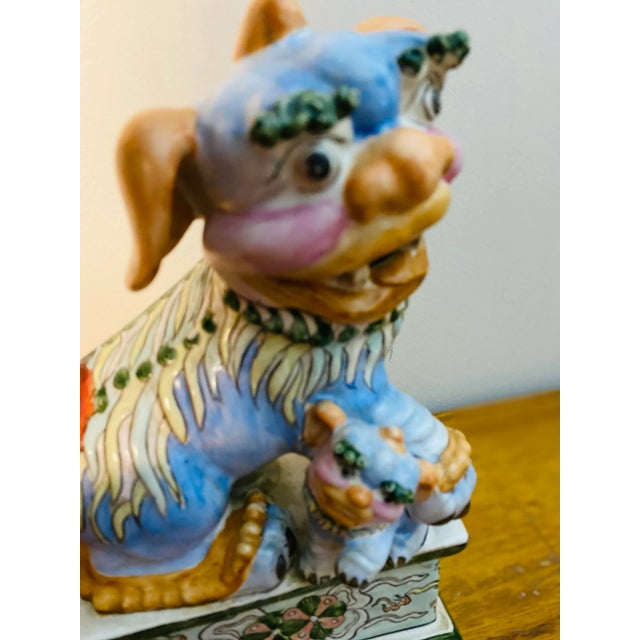 Antique Chinese Glaze Porcelain Foo Dog With Baby For Sale In Miami - Image 6 of 10