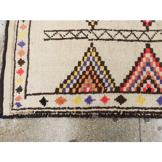 Textile Galerie Shabab Collection Mid-20th Century Handmade Turkish Anatolian Runner For Sale - Image 7 of 10