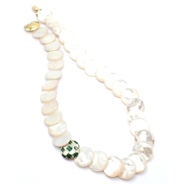 1980s Tiffany & Co. Angela Cummings Yellow Gold Mother of Pearl Malachite Inlaid Necklace For Sale In Philadelphia - Image 6 of 15