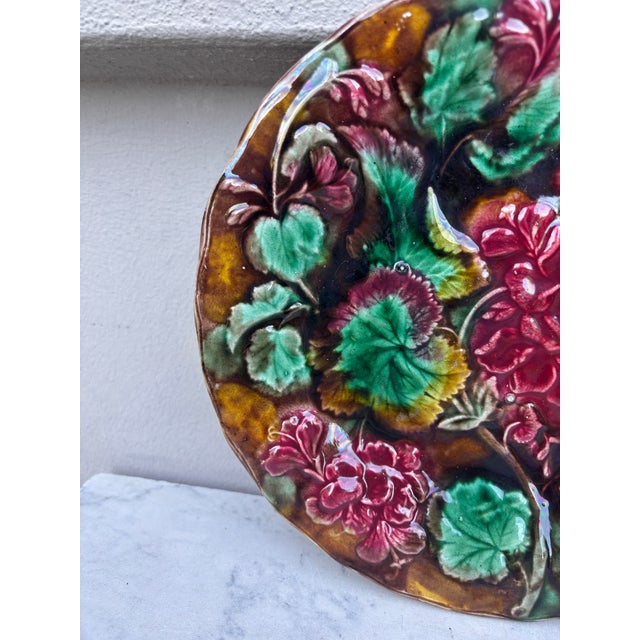 Victorian English Majolica Geranium Plate Circa 1880 For Sale - Image 3 of 4
