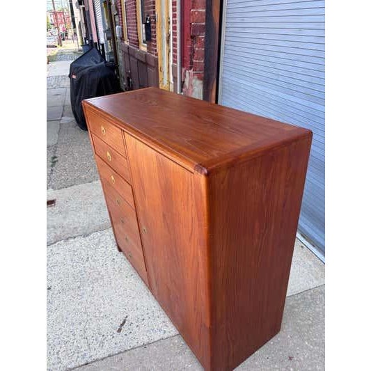 Late 20th Century D-Scan Teak Gentleman's Cabinet/ Dresser For Sale - Image 11 of 11