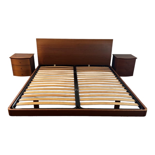 Vintage Dania Cherry Wood California King Sleigh Bed With Nightstands For Sale