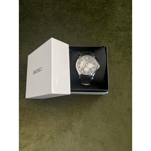 Metal Seiko Premier Automatic 2010 Original Box, Steel Case, Black Lather, Steel Clasp For Sale - Image 7 of 9