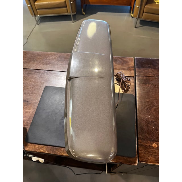 Mid-Century Modern Vintage Art Deco Streamline Bank Lamp, Circa 1960s For Sale - Image 3 of 14
