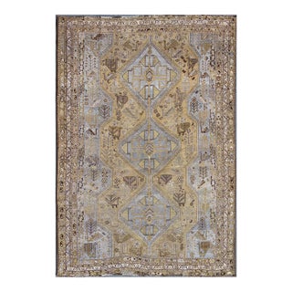 Hand Knotted Vintage Persian Shiraz Rug Tri-Medallion Design in Lavender and Olive 6'7 X 9'5 For Sale