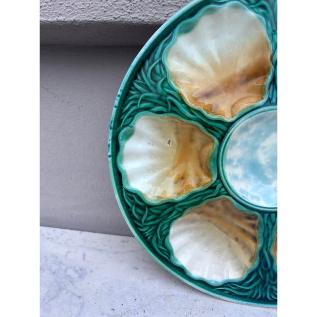 French French Majolica Oyster Plate Salins, Circa 1890 For Sale - Image 3 of 7