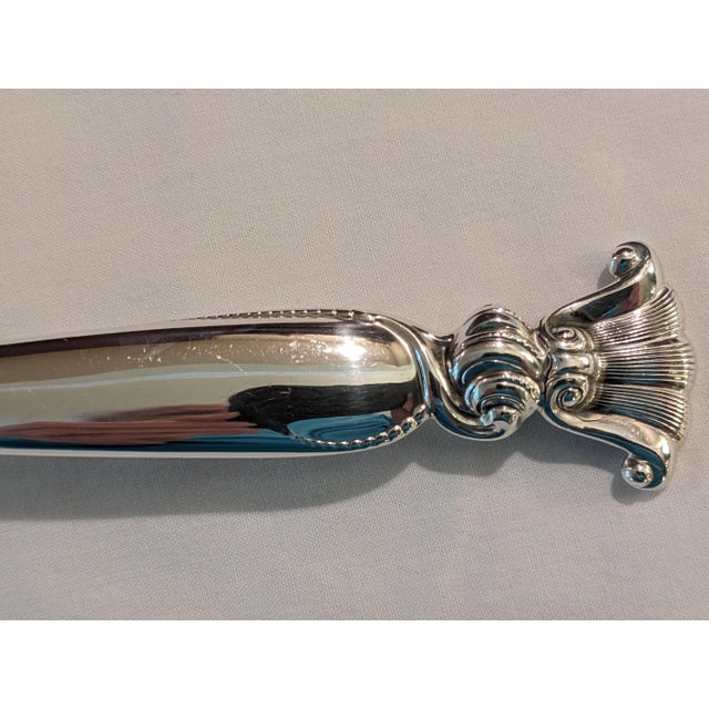 Wallace Silversmiths Sterling Silver Wallace "Romance of the Sea" Tablespoon, No Monogram For Sale - Image 4 of 11