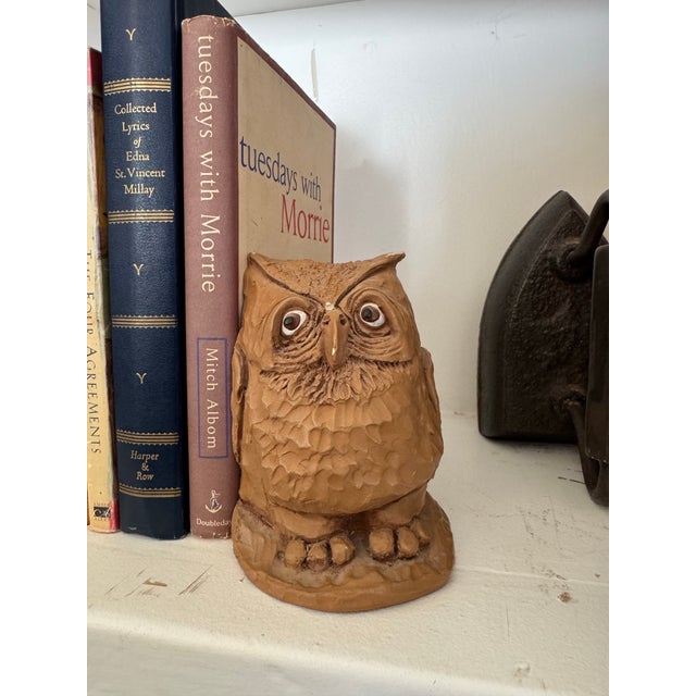 Mid-Century Modern David Grossman Pair Owl Bookends 1978 Vintage Sculptural Resin For Sale - Image 3 of 7