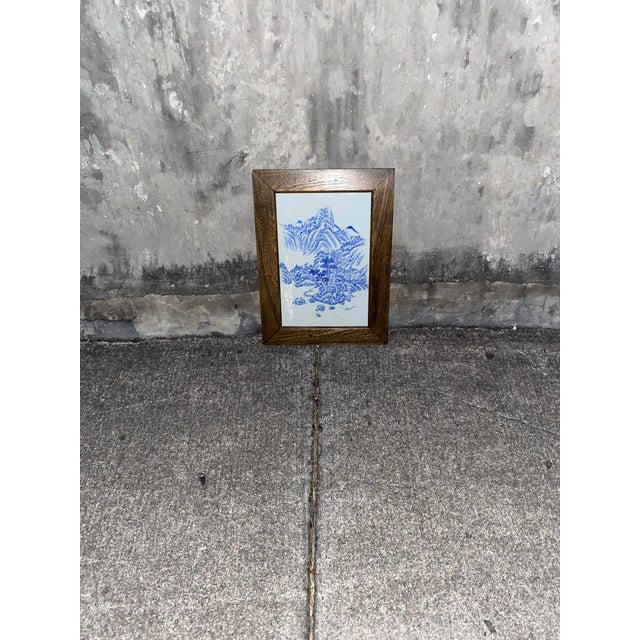 Heavy!!! Blue and white porcelain, known as 'qinghua', originated in China during the Tang Dynasty (618-907 AD) and...