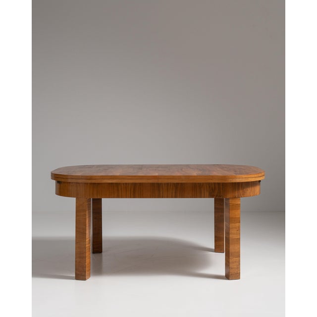 1920s Austrian Amber Top Quality Art Deco Extending Dining Table For Sale In Greensboro - Image 6 of 15