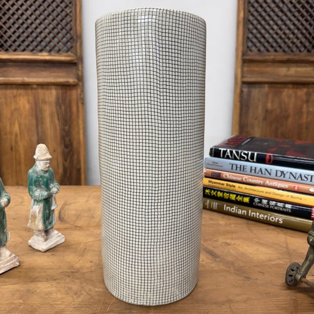 Rounded Black & White Small Checkered Patterned Ceramic Vase For Sale - Image 4 of 11