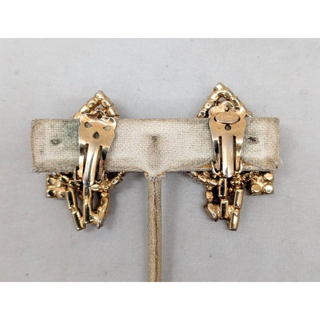 Metal Vintage 1950s Signed Kramer Goldtone Faux-Citrine Leaf Clip Earrings-2 Pieces For Sale - Image 7 of 8