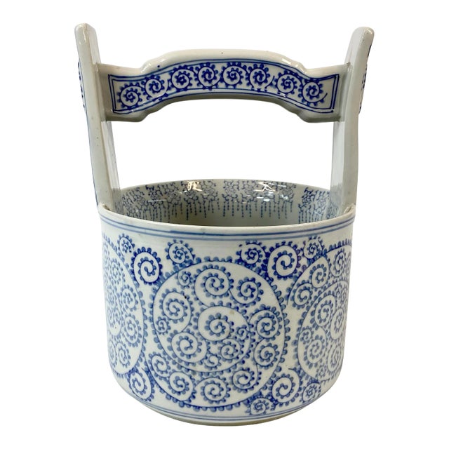 1990s Porcelain Blue and White Container For Sale