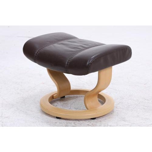 Set of Consul Recliner with Ottoman in Leather from Stressless For Sale - Image 14 of 18