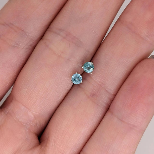 Modern Aquamarine Martini Solitaire Stud Earrings in Solid 14k Gold Round - 2 Pieces For Sale - Image 3 of 7