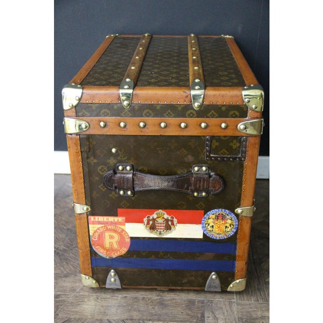 Vintage Shoe Trunk by Louis Vuitton, 1920s For Sale - Image 17 of 18