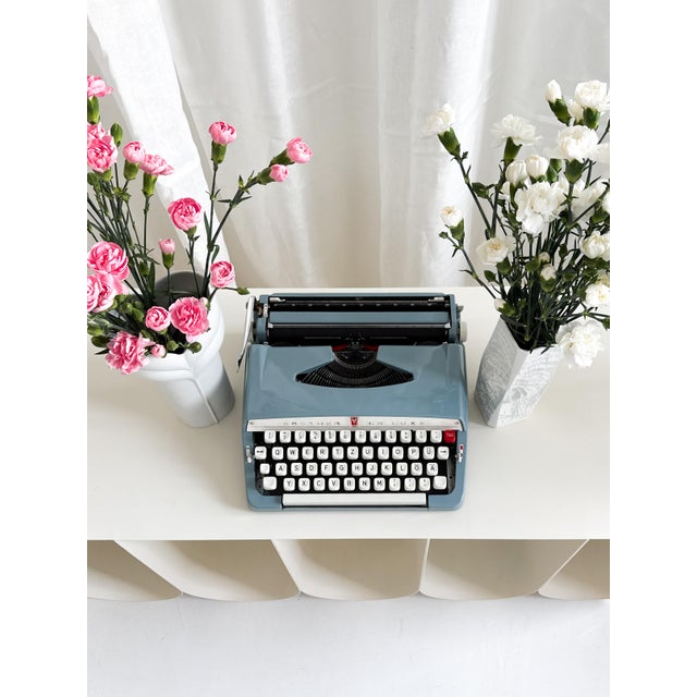 Vintage Typewriter in Light Blue from Brother De Luxe, 1960s For Sale - Image 16 of 18