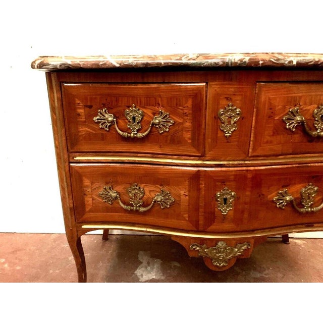 Louis XV Commode with Curved Front, 1700s For Sale - Image 10 of 14
