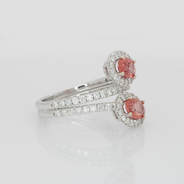 2020s 1.1Ct Padparadscha Sapphire Toi Et Moi Ring With Natural Diamonds Halo: 14k Gold, Size 6.75 For Sale - Image 5 of 8