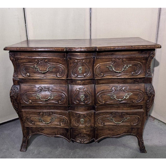 19th Century Louis XV Style Provençal Bombé Commode in Wood, 1890s For Sale - Image 5 of 9