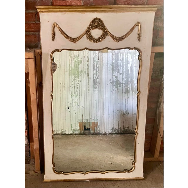 This is a very sweet mirror that is the perfect size and style to fit almost anywhere. It has been redone in a simple yet...