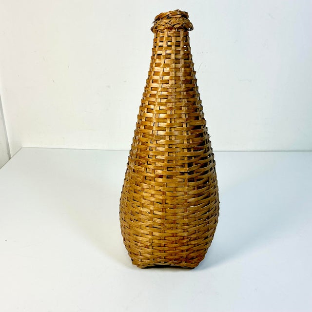 1940s Vintage Boho Chic Rustic Wicker Eel Trap Basket For Sale - Image 6 of 12