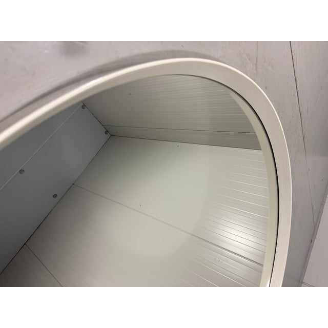 White Round Wooden Wall Mirror, 1970s For Sale - Image 16 of 18