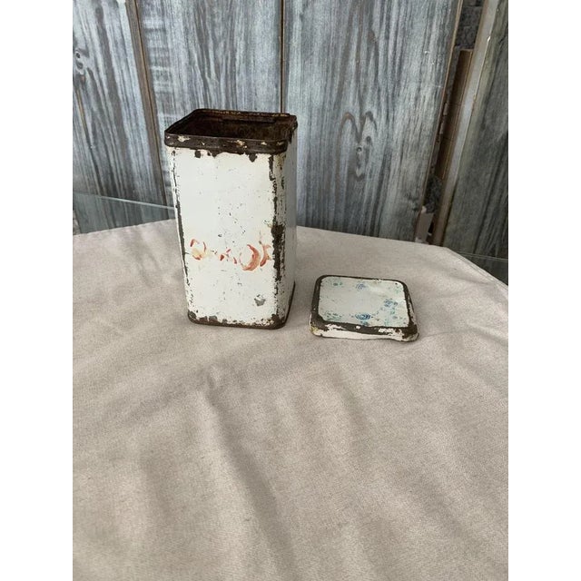 Cream Enamel Flour Container, 1950s For Sale - Image 8 of 10