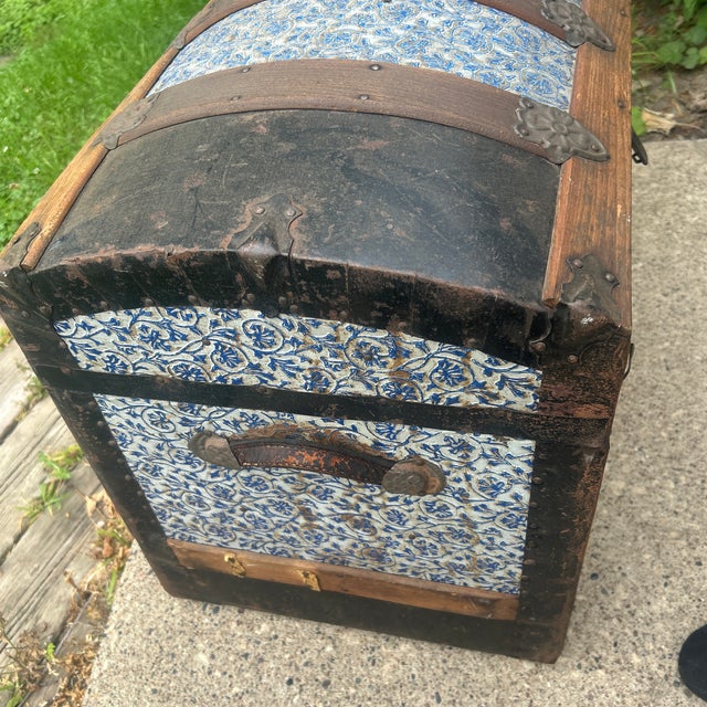 American Hard to Find Antique Child’s Blue ‘Dome’ Trunk For Sale - Image 3 of 8