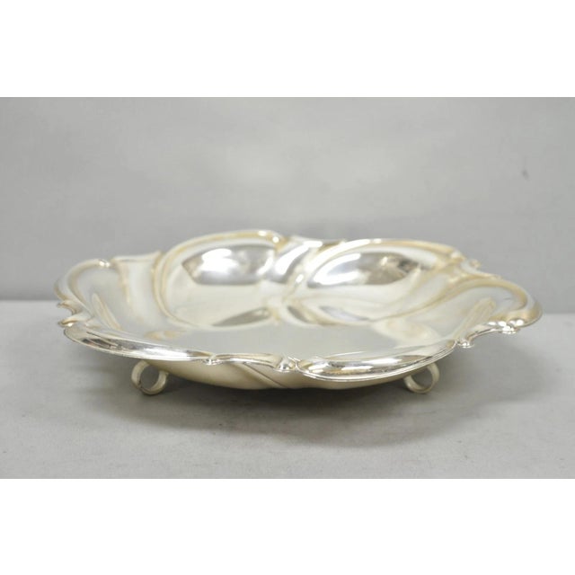 Victorian Vintage Caravelle Victorian Style Silver Plated Scalloped Serving Dish Bowl For Sale - Image 3 of 13