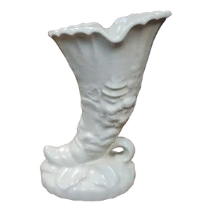 Vintage 1960's Japanese Porcelain Raised Pagoda Motifs Cornucopia Vase