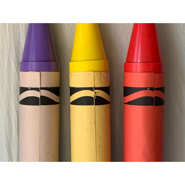 Pop Art Set of 3 Pop Productions Nyc Oversized Crayola Crayons | 1978 | Pop Art For Sale - Image 3 of 11