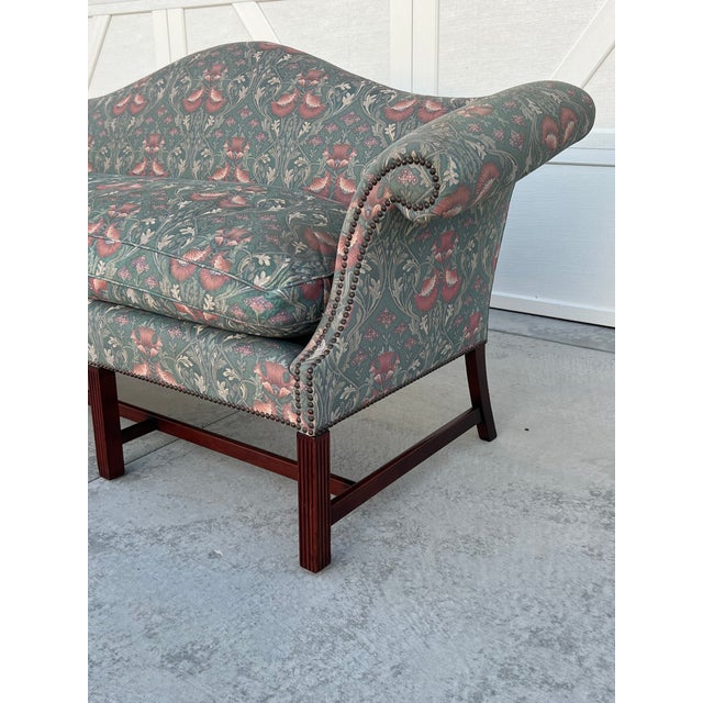 William Morris - Style Fabric Mid Century Chinese Chippendale Camelback Settee Sofa Couch Georgian Design For Sale - Image 17 of 18