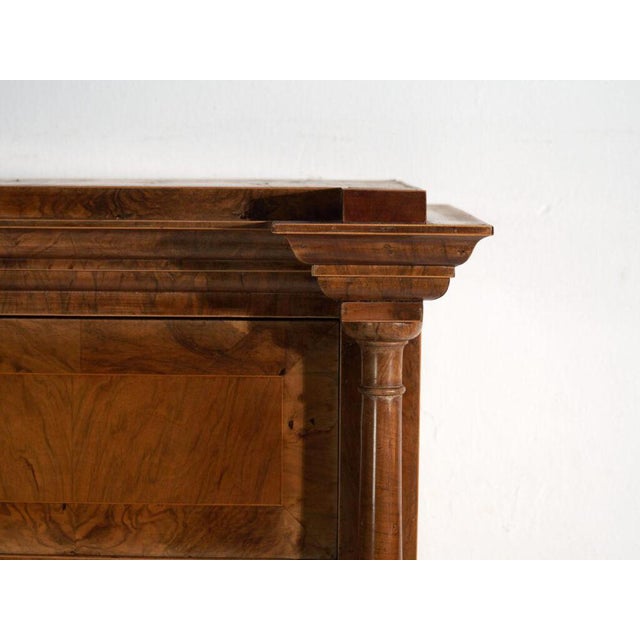 Antique Biedermeier Secretary Desk in Walnut Wood, Austria, 1840 For Sale - Image 11 of 15