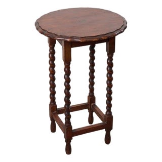 Antique English Round Oak Barley Twist Table With Scalloped Edge For Sale