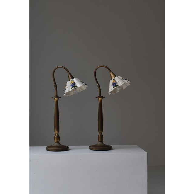 Pair of charming 1960s table lamps attributed to Svend Mejlstrøm and manufactures by "MS Belysning". The lamps are made of...