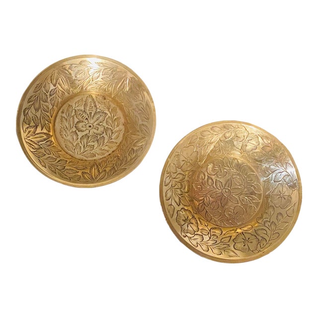 Vintage Mid-Century Hand-Etched Indian Brass Bowls - Set of 2 For Sale