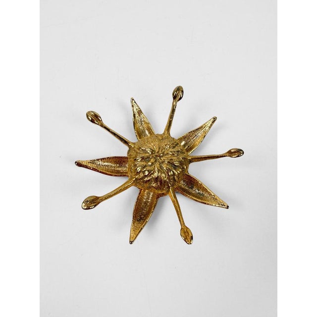 Gold Vintage Brass Metal Flower Ashtray in the style of Gucci with Removable Petals, 1970s For Sale - Image 8 of 17