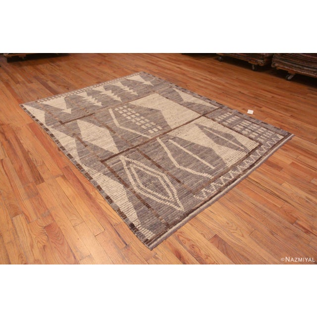 Tribal Nazmiyal Collection Earthy Neutral Grey Cream Brown Tribal Geometric Design Modern Area Rug For Sale - Image 3 of 6