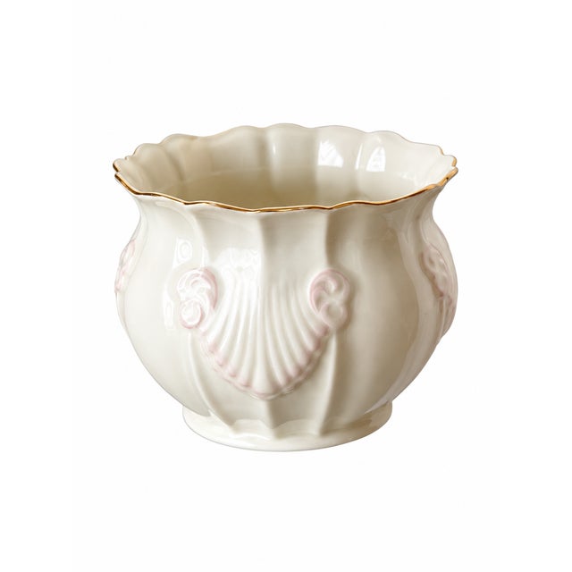 2000 - 2009 Belleek Georgian Shell Ivory and Blush Pink Parian Porcelain Cachepot With Gold Rim For Sale - Image 5 of 10